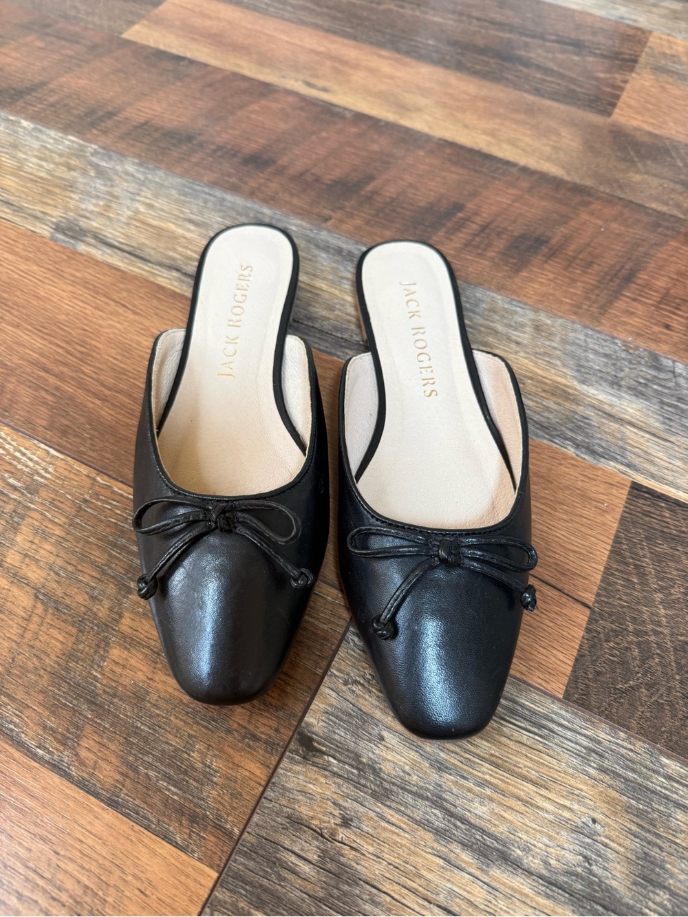 Jack Rogers Black Leather Bow Flats Mules